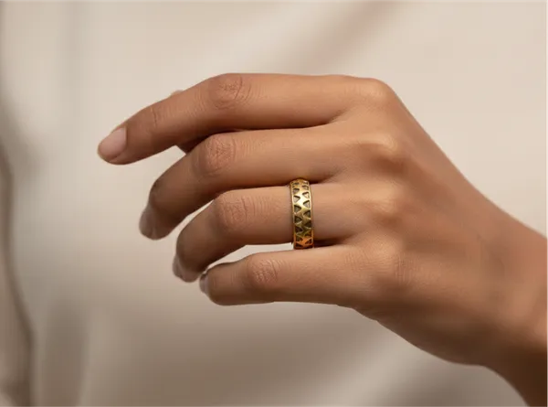 Antique_Gold_Tessera_Gold_Band_Ring_For_Women